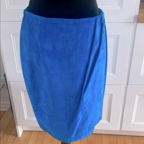 Danier Dresses & Skirts - DANIER Vintage Blue Suede Lined Wrap style Short Skirt  Vintage Size 10/11